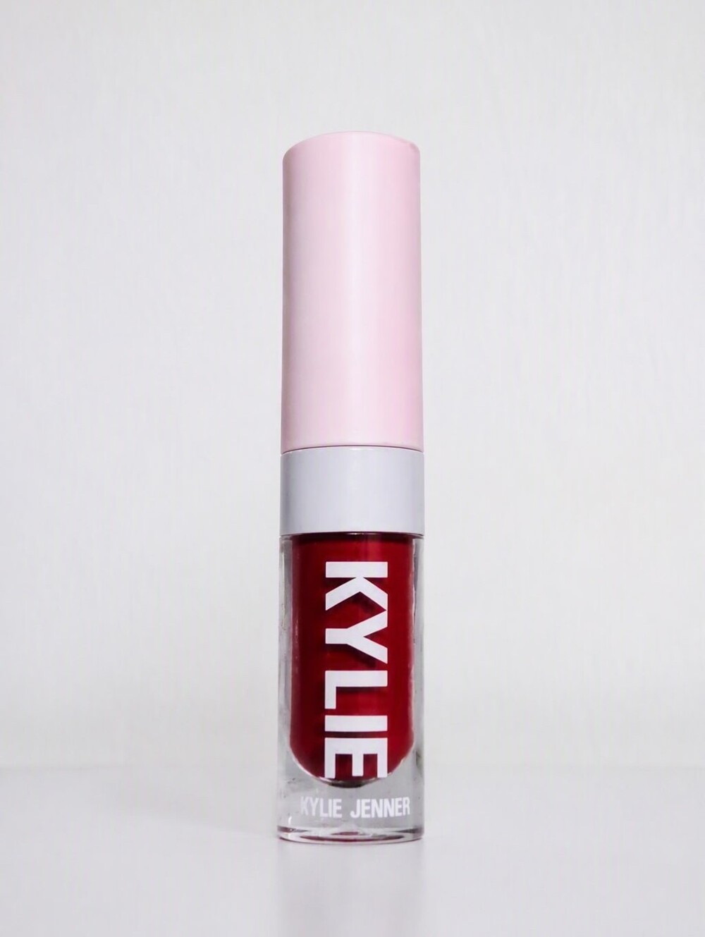 Kylie Jenner Matte Liquid Lipstick – Deep Burgundy/Red | 0.03 fl oz / 1 mL
